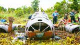 Man Finds Plane Hidden In Jungle, But When He Looks Inside