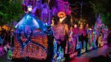 Main Street Electrical Parade "it's a small world" Inspired Finale Float – Disneyland Park 2022