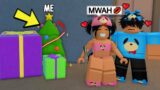 I Spy on SUS ODERS as a CHRISTMAS TREE..(Murder Mystery 2)