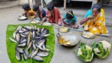 Santali TRIBE MOTHER cooking & eating mixered SMALL FISH recipe with CAULIFLOWER at noon