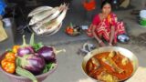 Fish curry with BRINJAL prepared by santali tribe people || rural village india