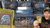 Yu-Gi-Oh! Legendary Collection Kaiba Case Opening! BLUE-EYES WHITE DRAGON!