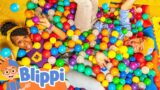 Blippi and Meekah Build an Indoor Playground Fort! Color Stories for Kids