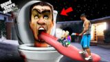 GTA 5 : Skibidi Toilet Monster Hiding From Franklin in GTA 5 ! (GTA 5 mods)