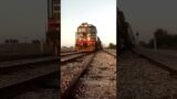 Khyber Mail 2DN Pakistan Railways || Slow Crossing Taranda Station || 25 Sep 2023