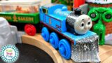 Thomas and Friends Wooden Railway Christmas Track Build
