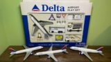 Daron Realtoy Delta Airlines Wavy Gray Livery Fleet Review | 767 Airport Playset Review |