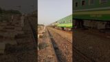 42 DN Karakuram Express #pakistanirailway #pakistan Tracks #train # Short # Vairal