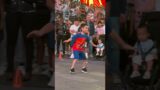 Times Square’s breakdance, New York City breakdancing! #youtubeshorts #newyorkcity #newyorksquare