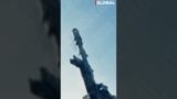 Against All Odds, a Russian Soldier Rescued His Entire Crew! Unforgettable Moments in Battle